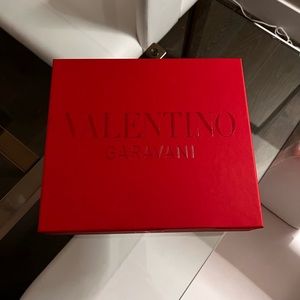 Valentino box only